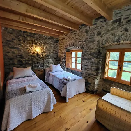 Rural La Carcel * Murias de Paredes