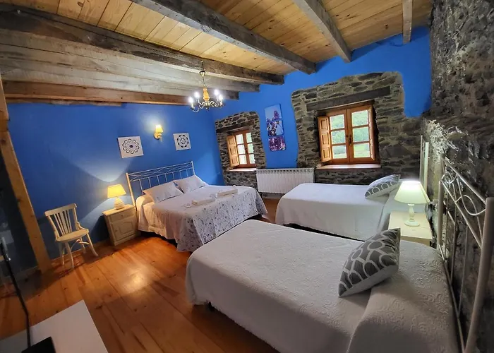 Rural La Carcel Murias de Paredes