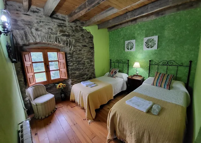 Rural La Carcel Hotel Murias de Paredes