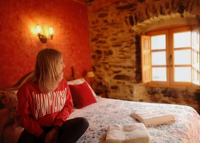 Rural La Carcel Murias de Paredes